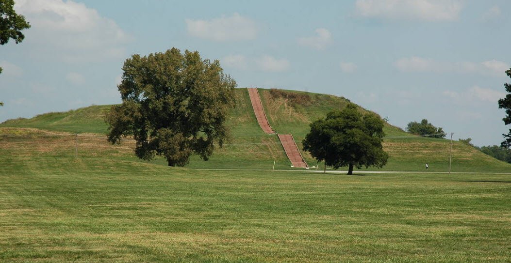 Cahokia Mounds State Historic Site, Illinois, USA